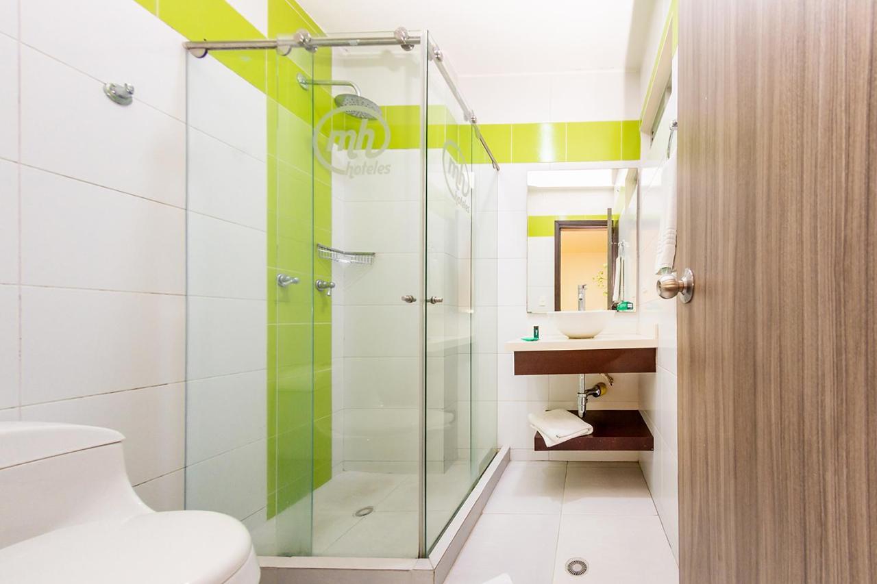 Ayenda 1136 Mh Hotel Pereira Kültér fotó