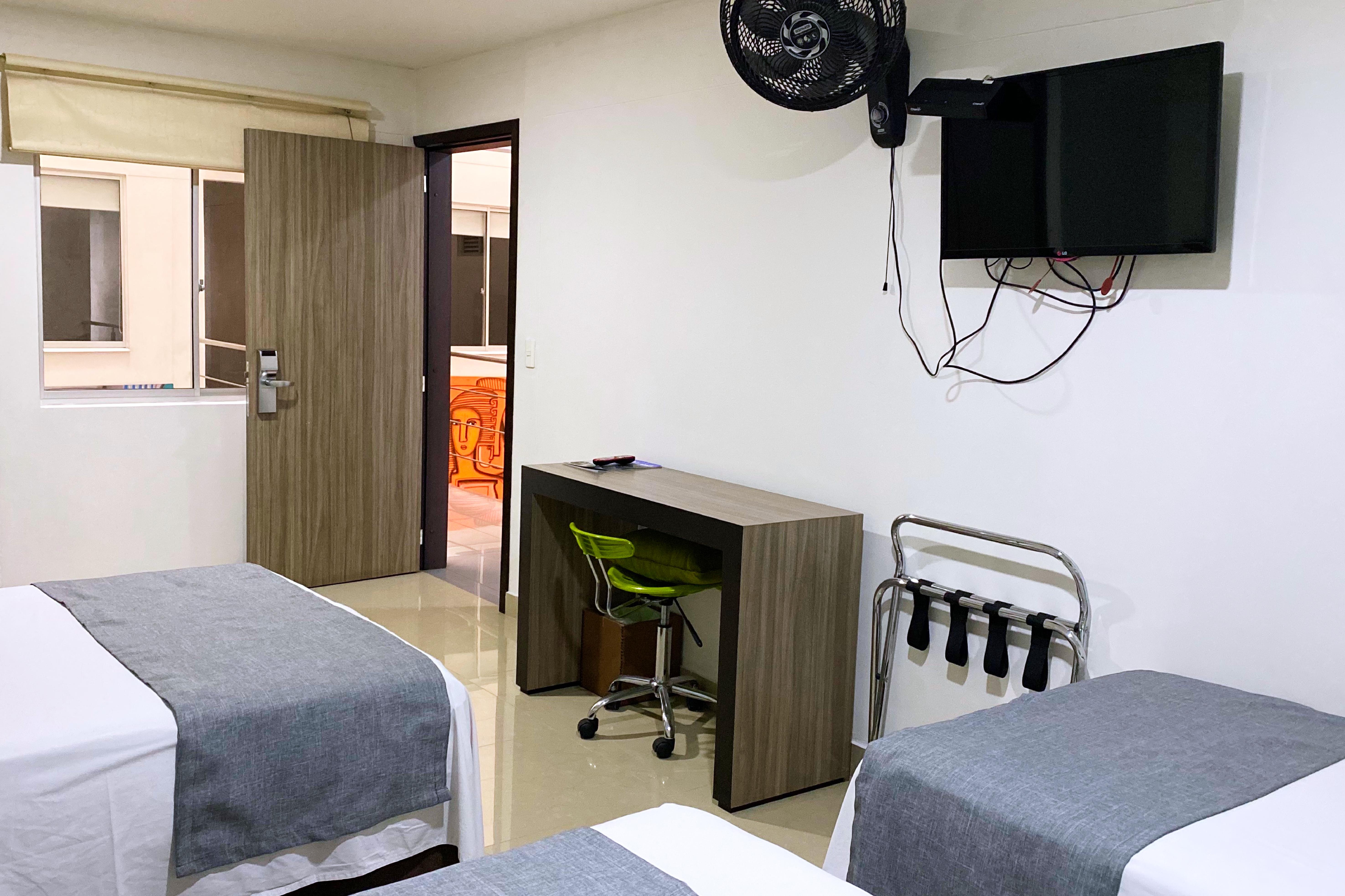 Ayenda 1136 Mh Hotel Pereira Kültér fotó